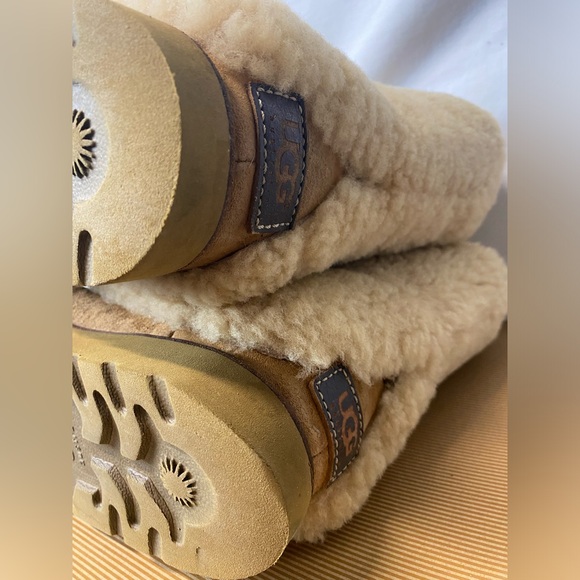 Ugg Boots Maylin Genuine Sheepskin Shearling Cuff Leather Suede S/N 3220 Size 7 - Picture 7 of 10